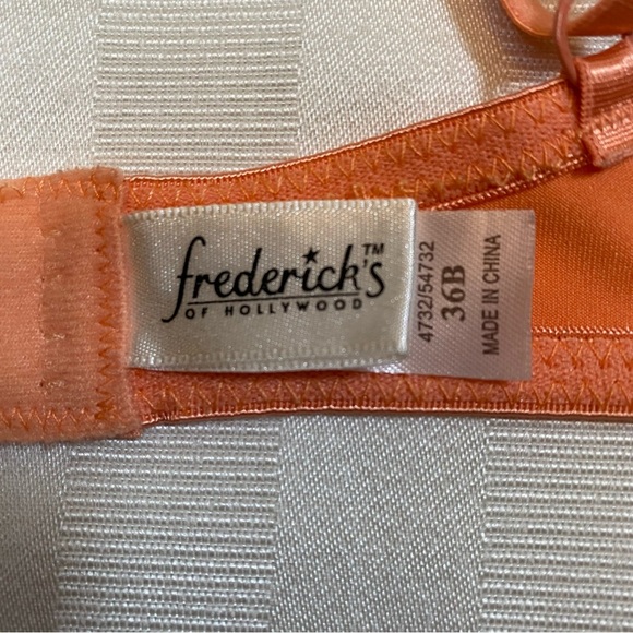 Fredricks of Hollywood Bra Size 34C Orange with Frilly Lace Accent RN#73120 - Picture 5 of 8